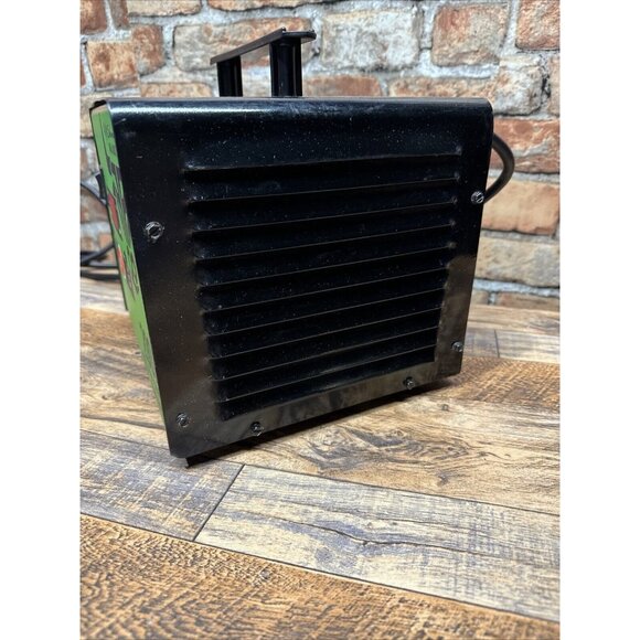 Schumacher FR01577 200A Battery Charger + Maintainer - Engine Started 6V/12V - Picture 4 of 5